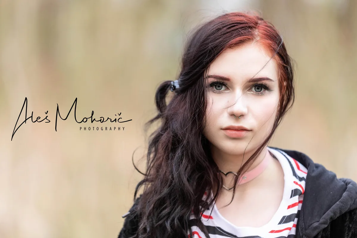 Portret pri naravni svetlobi